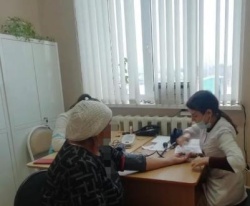 Бригада медицинских работников Раевской ЦРБ посетила с.Гайниямак