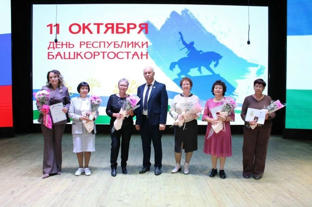 За каждым выздоровлением стоит чей-то труд. А за красивыми наградами - годы верности профессии