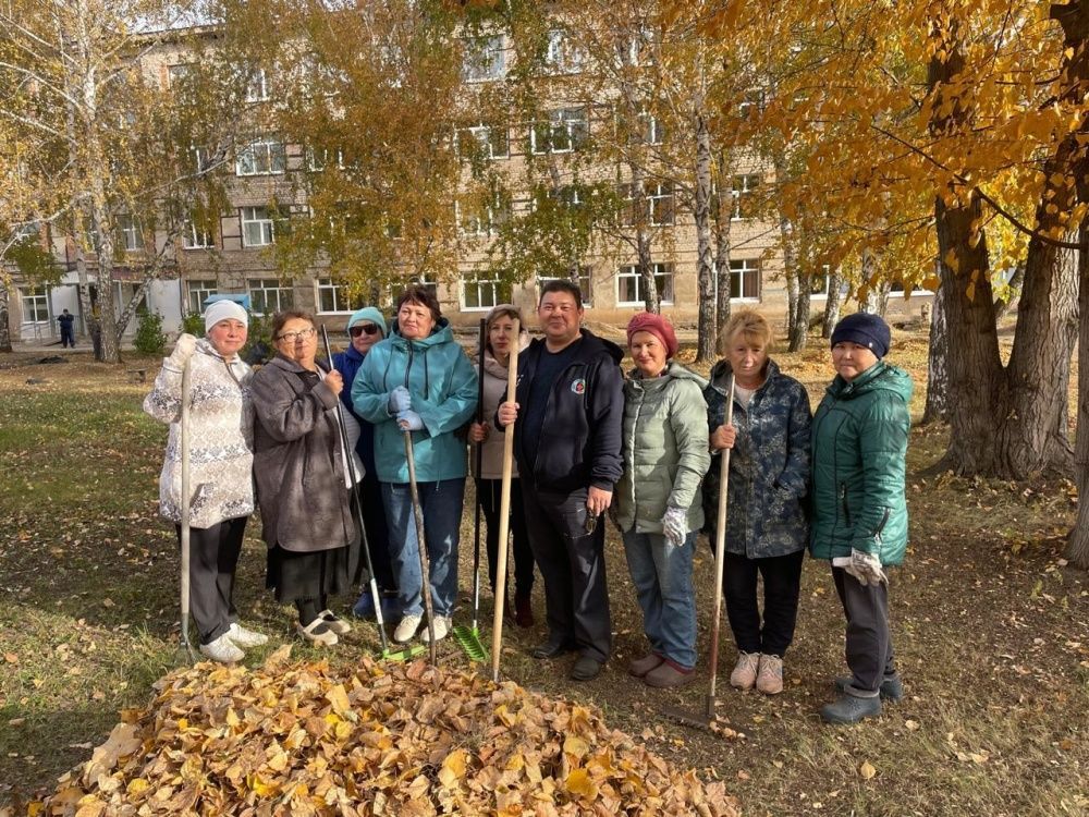 А У НАС ЛИСТОПАД! ОСЕНЬ ЗОЛОТАЯ!