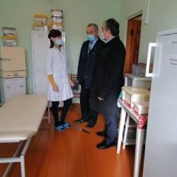 Глава администрации МР Альшеевский район посетил ФАП с. Кайраклы